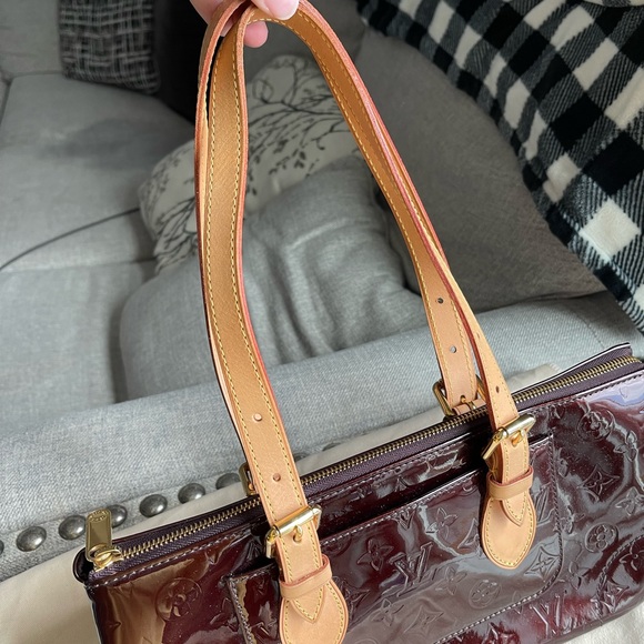 Louis Vuitton Vernis Amarante Rosewood Bag - Picture 6 of 10